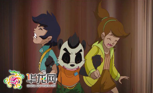 乐乐熊"萌"翻小孩 重庆"功夫熊猫"不输好莱坞大片